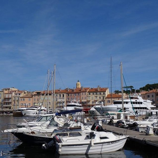 Cannes - Saint Tropez en bateau : Un voyage spectaculaire le long de la Côte d'Azur